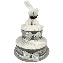 Gâteau de couches gris et son lapin