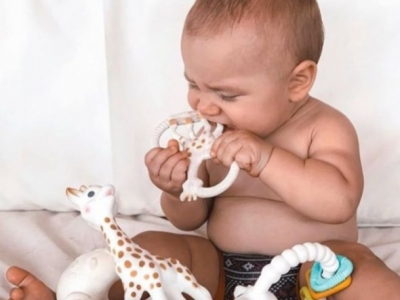 Comment soulager bébé pendant sa poussée dentaire ?
